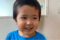 お子さまの写真